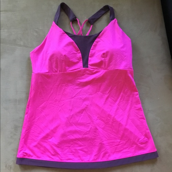 Patagonia Tops - Patagonia active wear